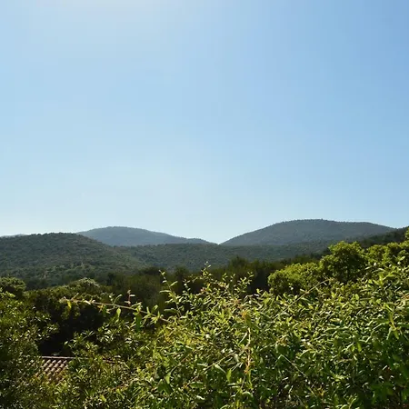 Les Arches - Pardigon Holiday home *